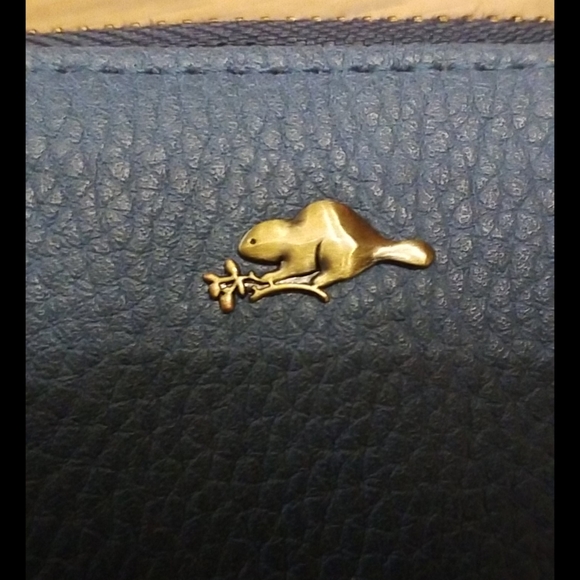 Wolet brand roots - Picture 2 of 6